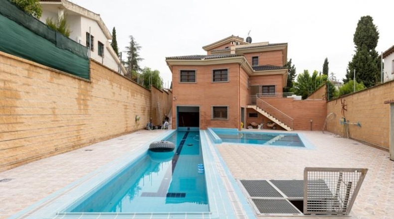 Granada - Albolote - 1100m2