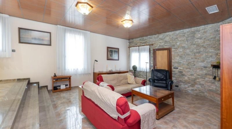 Granada - Albolote - 1100m2