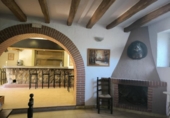Загородный дом с участком на продажу в городе el Vendrell Фото