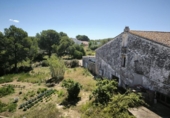 Загородный дом с участком на продажу в городе el Vendrell Фото