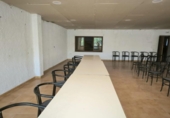 Загородный дом с участком на продажу в городе el Vendrell Фото