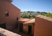 Загородный дом с участком на продажу в городе el Vendrell Фото