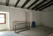 Загородный дом с участком на продажу в городе el Vendrell Фото