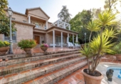 Chalet independiente con terreno en venta en la España, Albolote, ref: TR143013 foto