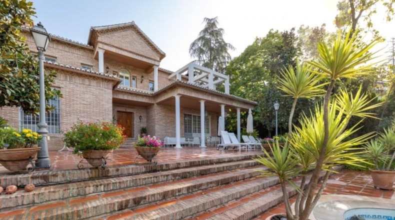 Granada - Albolote - 1880m2