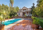 Chalet independiente con terreno en venta en la España, Albolote, ref: TR143013 foto