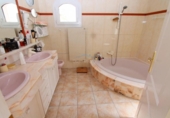 Xalet independent amb terreny en venda a la España, Dénia, ref.: TR148838 foto