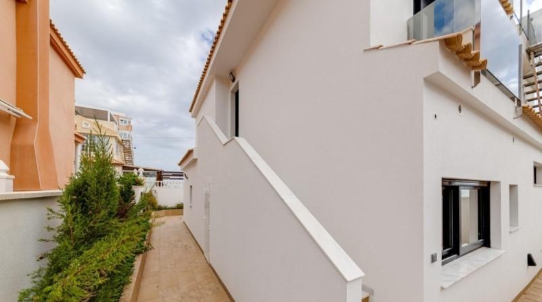 Alicante - Torrevieja - 324m2