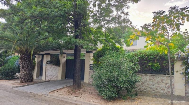Seville - Mairena del Aljarafe - 1810m2