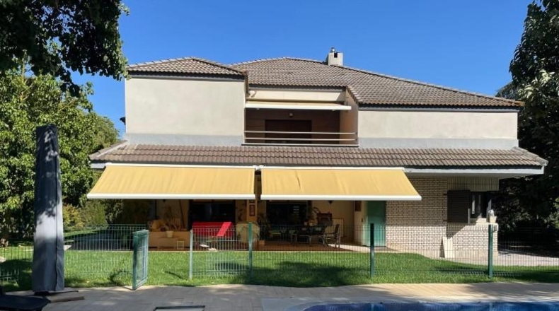 Seville - Mairena del Aljarafe - 1810m2
