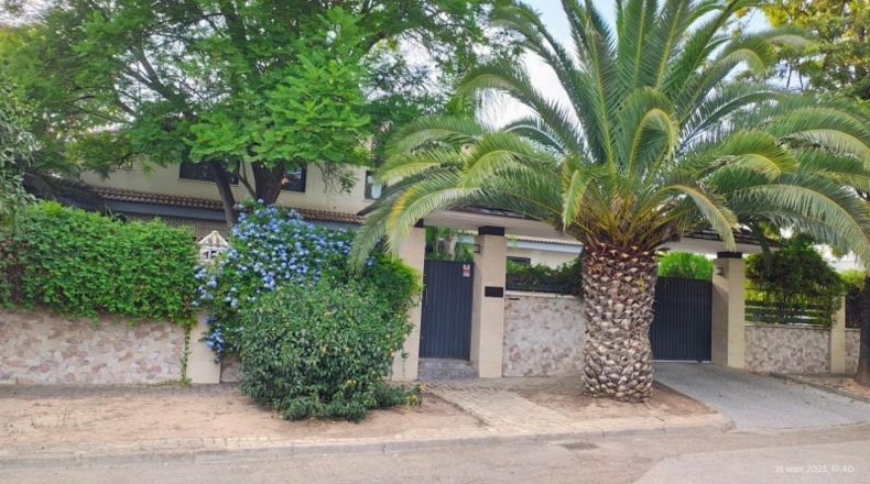 Seville - Mairena del Aljarafe - 1810m2