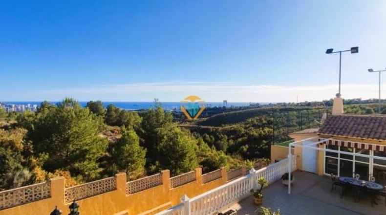 Alicante - La Nucía - 873m2