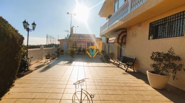 Alicante - La Nucía - 873m2