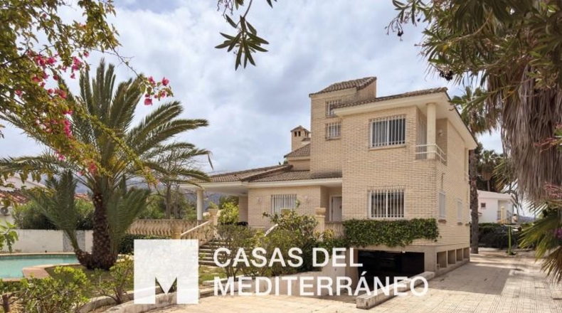 Alicante - Дения - 930m2