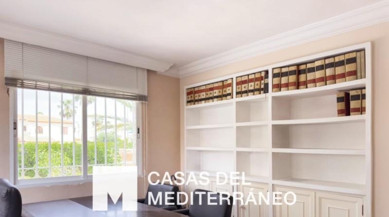 Alicante - Дения - 930m2