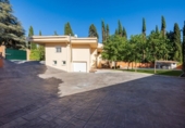 Chalet independiente con terreno en venta en la España, Albolote, ref: TR240340 foto