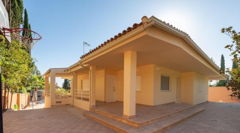 Granada - Albolote - 1100m2