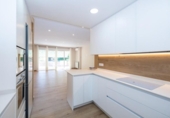 Chalet independiente con terreno en venta en la España, Albolote, ref: TR240340 foto