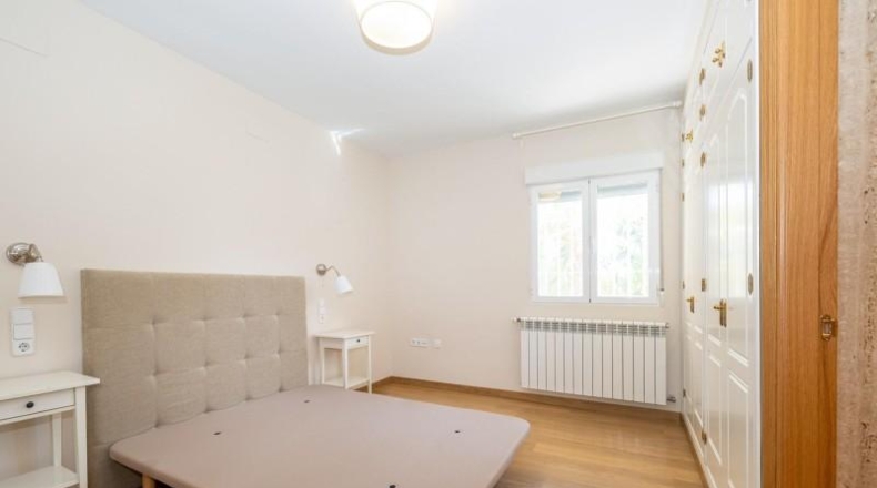 Granada - Albolote - 1100m2