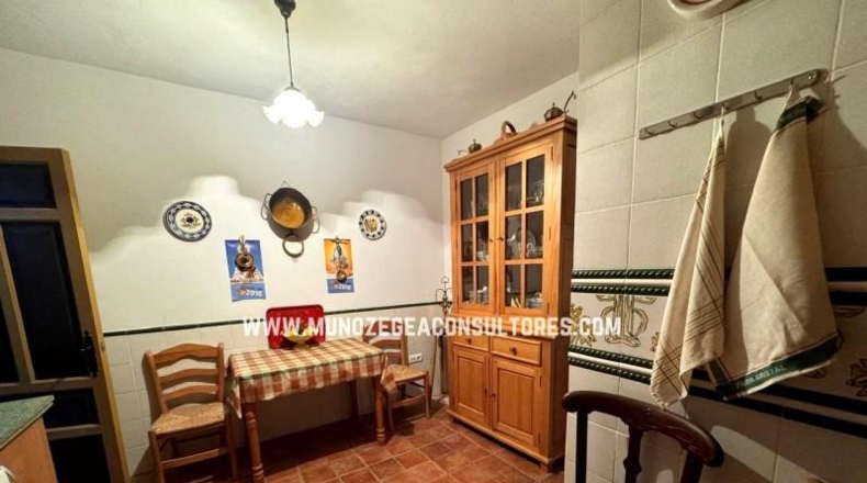 Córdoba - Lucena - 1451m2