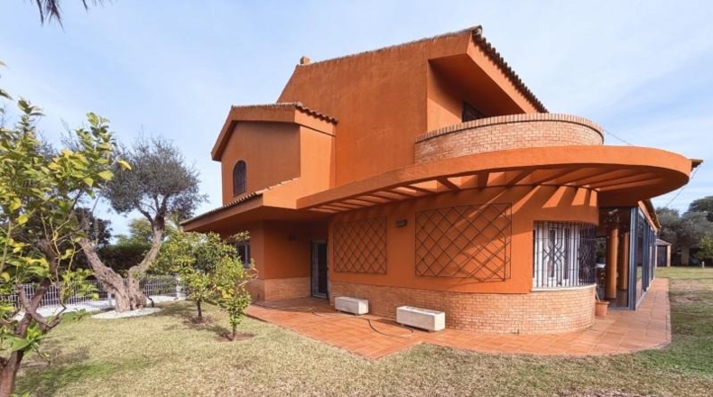 Sevilla - Майрена-дель-Аляхарфе - 1681m2