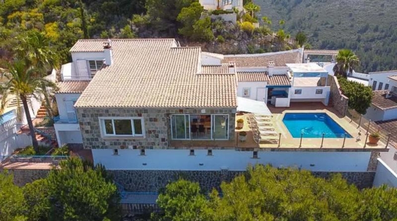 Pontevedra - O Rial - 905m2