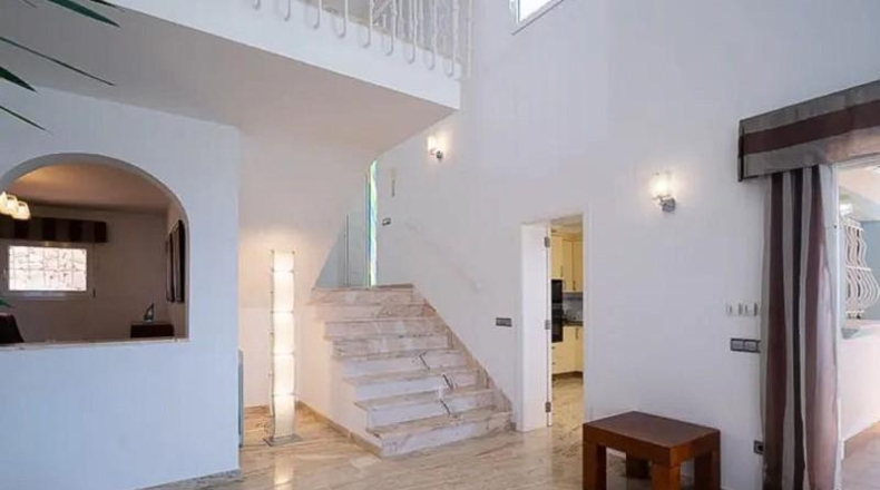 Pontevedra - O Rial - 905m2
