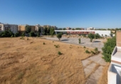Отдельно стоящий дом с участком на продажу в городе Гранада Фото