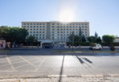 Отдельно стоящий дом с участком на продажу в городе Гранада Фото