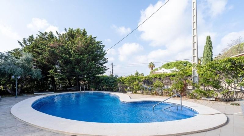 Tarragona - Cambrils - 905m2