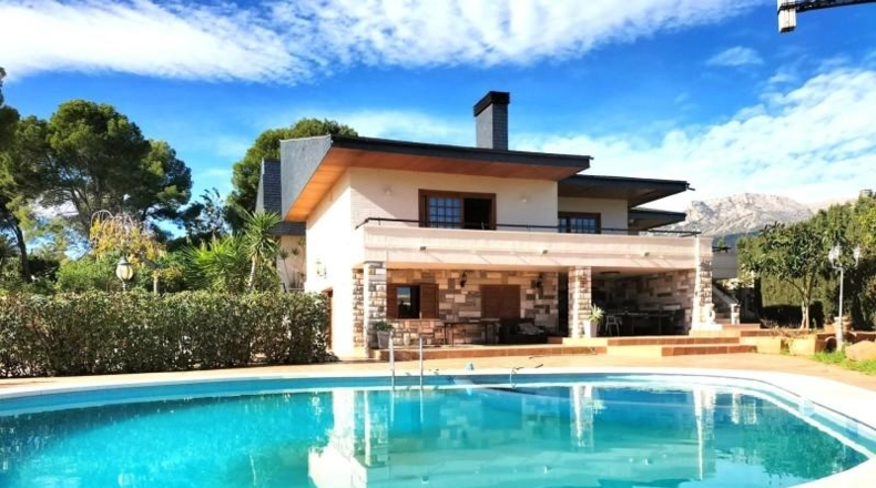 Alicante - La Nucía - 3500m2