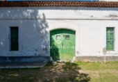 Отдельно стоящий дом с участком на продажу в городе Vilanova i la Geltrú Фото