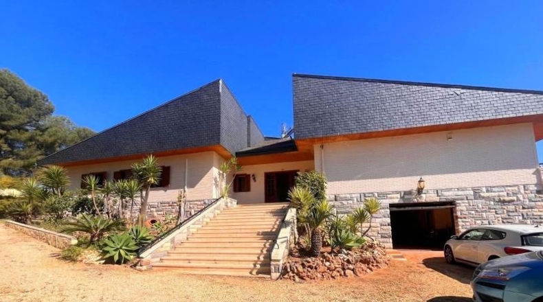 Alicante - La Nucía - 550m2