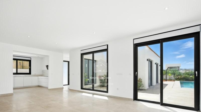 Alicante - Jávea - 1030m2