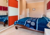 Chalet independiente con terreno en venta en la España, L'Alfàs del Pi, ref: TR263095 foto