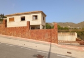 Xalet independent amb terreny en venda a la España, el Campello, ref.: TR151847 foto