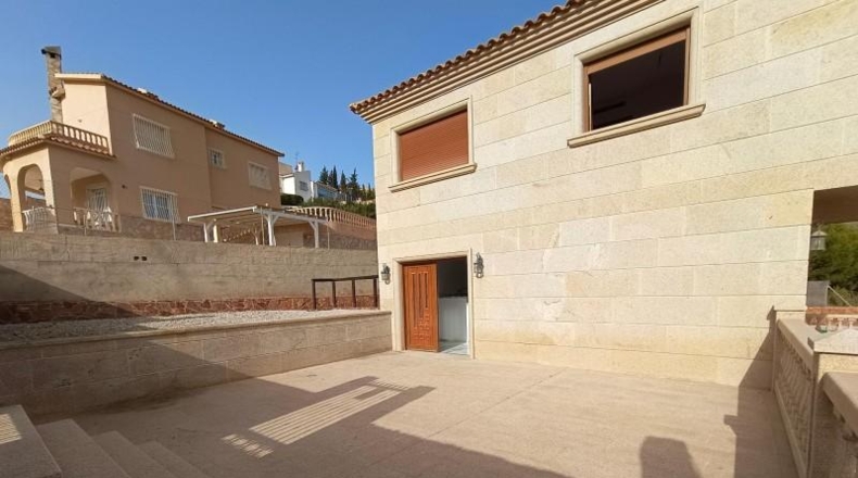 Alicante - Campello - 895m2
