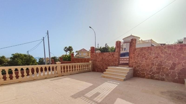 Alicante - Campello - 895m2