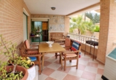 Chalet independiente con terreno en venta en la España, Benidorm, ref: TR171839 foto