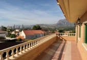 Chalet independiente con terreno en venta en la España, Benidorm, ref: TR171839 foto