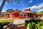 Chalet independiente con terreno en venta en la España, San Juan de Alicante, ref: TR354948 foto