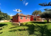 Chalet independiente con terreno en venta en la España, San Juan de Alicante, ref: TR354948 foto