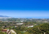 Chalet independiente con terreno en venta en la España, Motril, ref: TR247906 foto