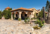 Chalet independiente con terreno en venta en la España, Motril, ref: TR247906 foto