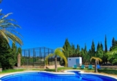 Chalet independiente con terreno en venta en la España, Motril, ref: TR247906 foto