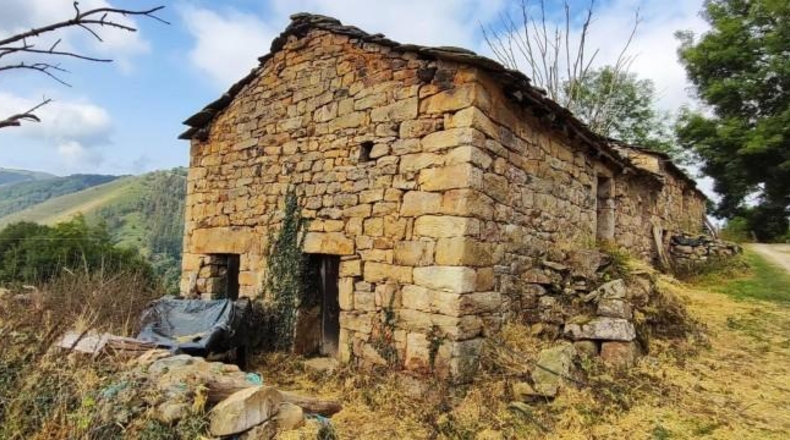 Cantabria - Вега-де-Пас - 90738m2
