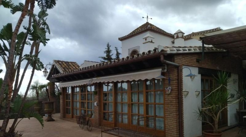 Málaga - Estepona - 4000m2