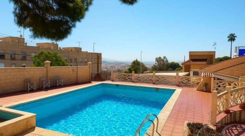 Гранада - Motril - 1750m2