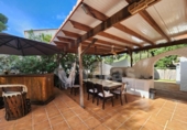 Chalet independiente con terreno en venta en la España, es Mercadal, ref: TR350131 foto