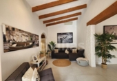 Chalet independiente con terreno en venta en la España, es Mercadal, ref: TR350131 foto